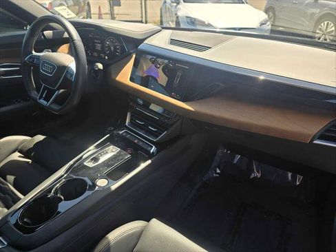 Used 2023 Audi e-tron GT Premium Plus AWD/4WD image 11