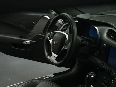Used 2015 Chevrolet Corvette Z06 w/ 3LZ Preferred Equipment Group RWD image 50