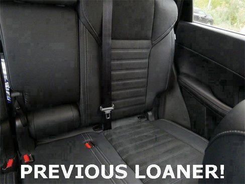 Used 2025 Mitsubishi Outlander SE image 15