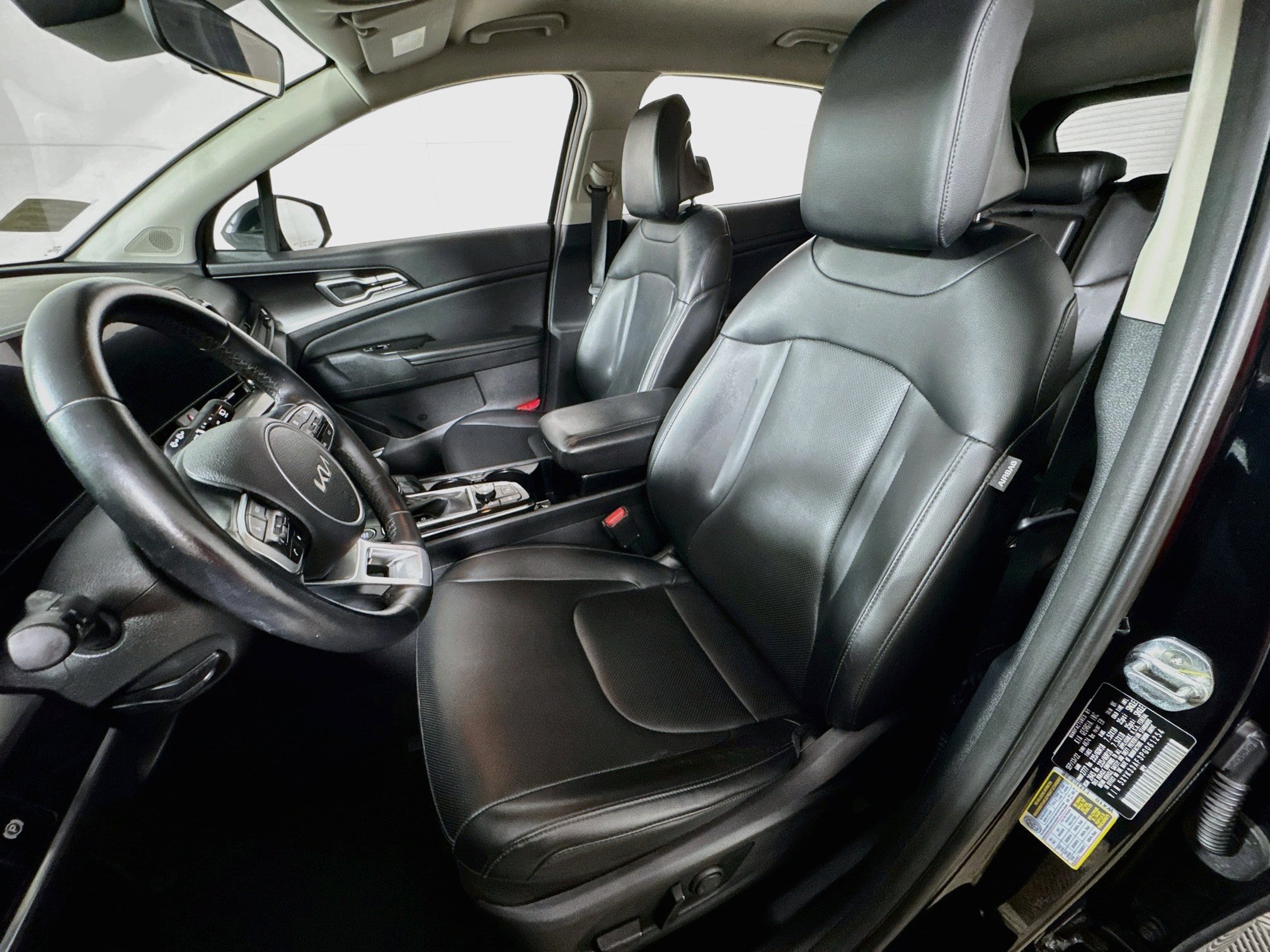 Used 2023 Kia Sportage EX FWD image 14