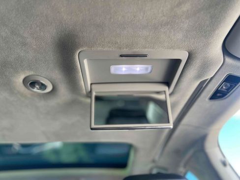 Used 2015 Audi A8 L 3.0T w/ Premium Package image 33