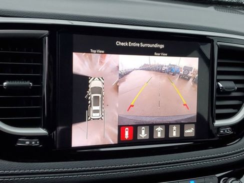 New 2026 Chrysler Pacifica Select image 10