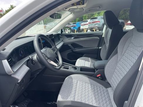 New 2026 Volkswagen Tiguan S FWD image 7