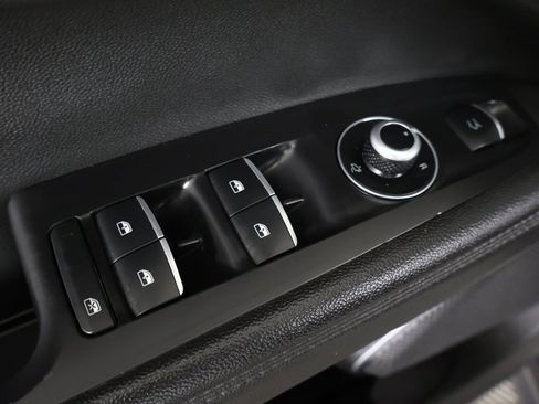 Used 2022 Alfa Romeo Stelvio Ti image 39