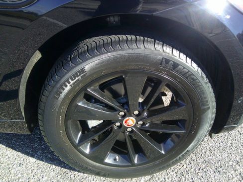 Used 2021 Jaguar F-PACE S image 22