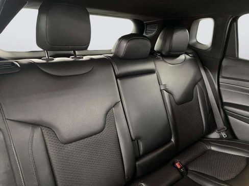 Used 2022 Jeep Compass Altitude image 30