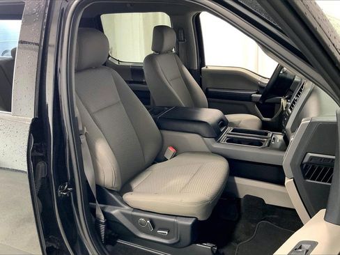 Used 2018 Ford F150 XLT w/ Equipment Group 302A Luxury image 16