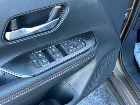 New 2026 Nissan Kicks SR w/ Cold Weather Package image 14