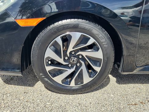 Used 2018 Honda Civic LX image 5