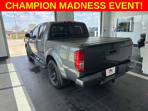 Used 2019 Nissan Frontier SV w/ Value Truck Package image 5