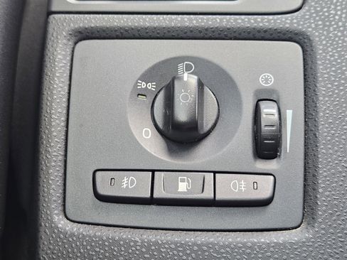 Used 2010 Volvo C30 image 22