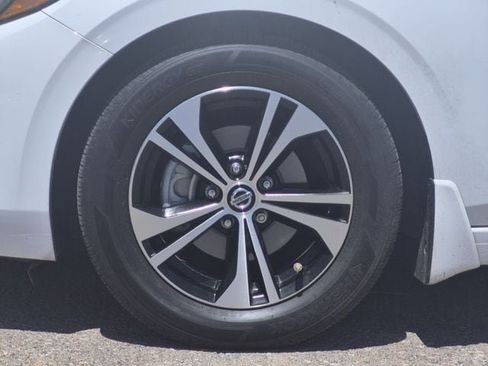 Certified 2023 Nissan Sentra SV FWD image 7