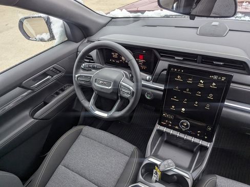 New 2026 GMC Terrain Elevation w/ LPO, Floor Liner Package image 17