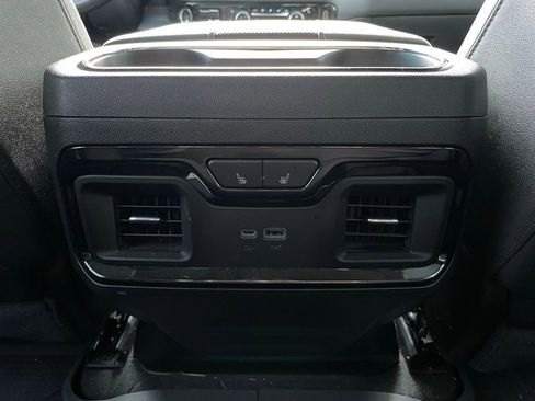 Used 2024 Chevrolet Silverado 2500 ZR2 image 28