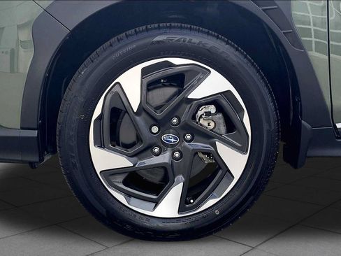 Certified 2025 Subaru Crosstrek 2.5i Limited AWD/4WD image 10