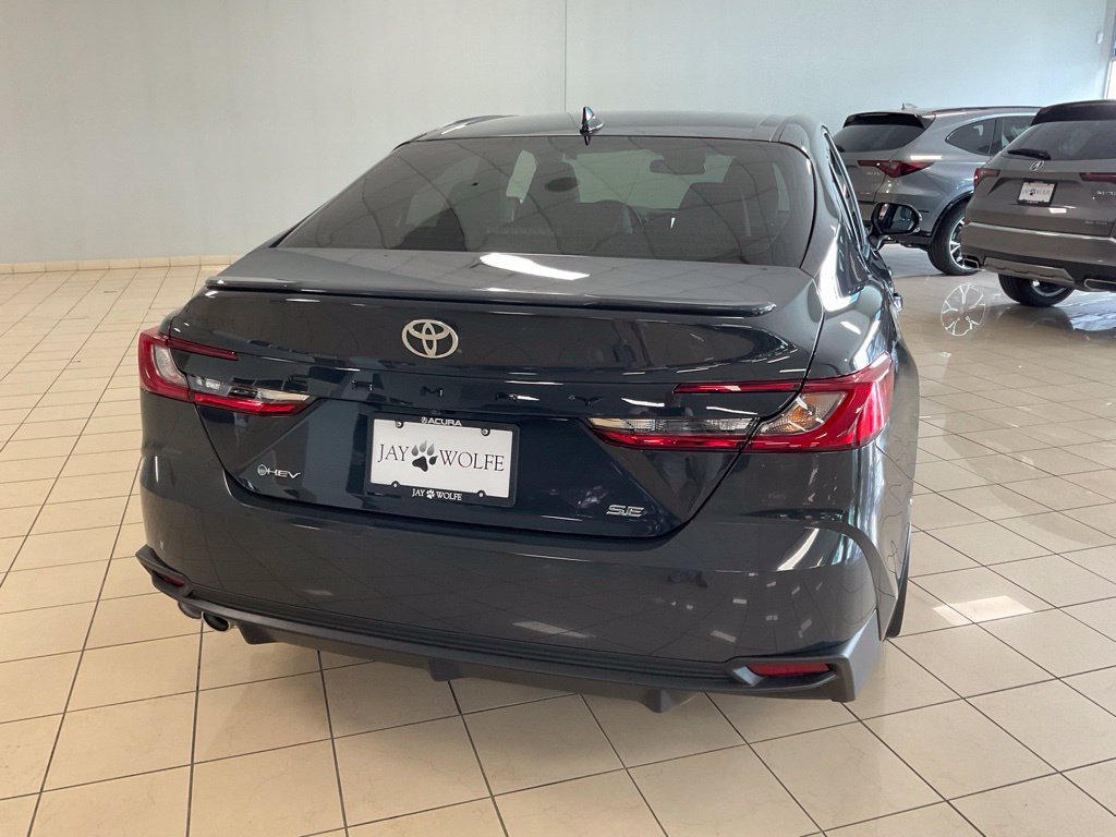 Used 2026 Toyota Camry SE FWD image 6