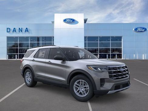 New 2026 Ford Explorer Active AWD/4WD image 7