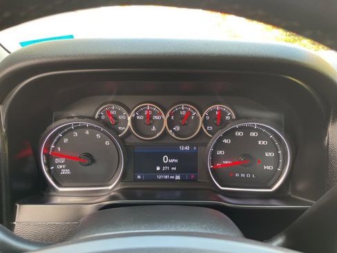 Used 2019 Chevrolet Silverado 1500 LT Trail Boss image 25