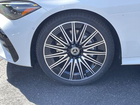 New 2026 Mercedes-Benz CLE 300 4MATIC Coupe image 14