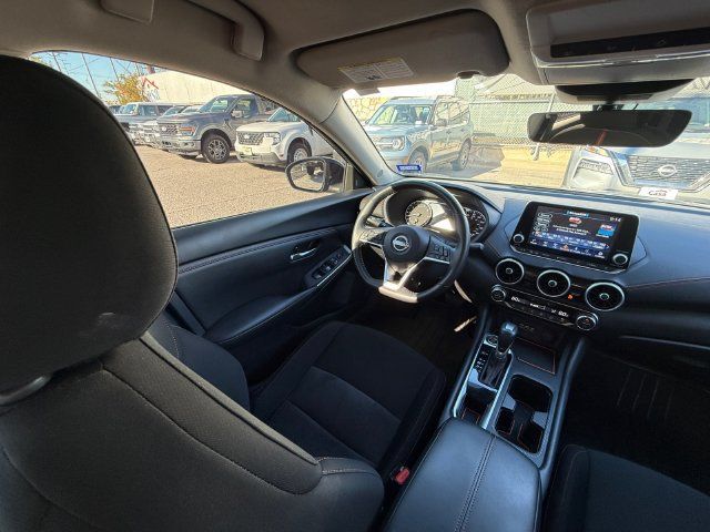 Used 2024 Nissan Sentra SR FWD image 13