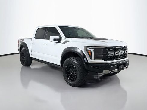 Used 2025 Ford F150 Raptor AWD/4WD image 3