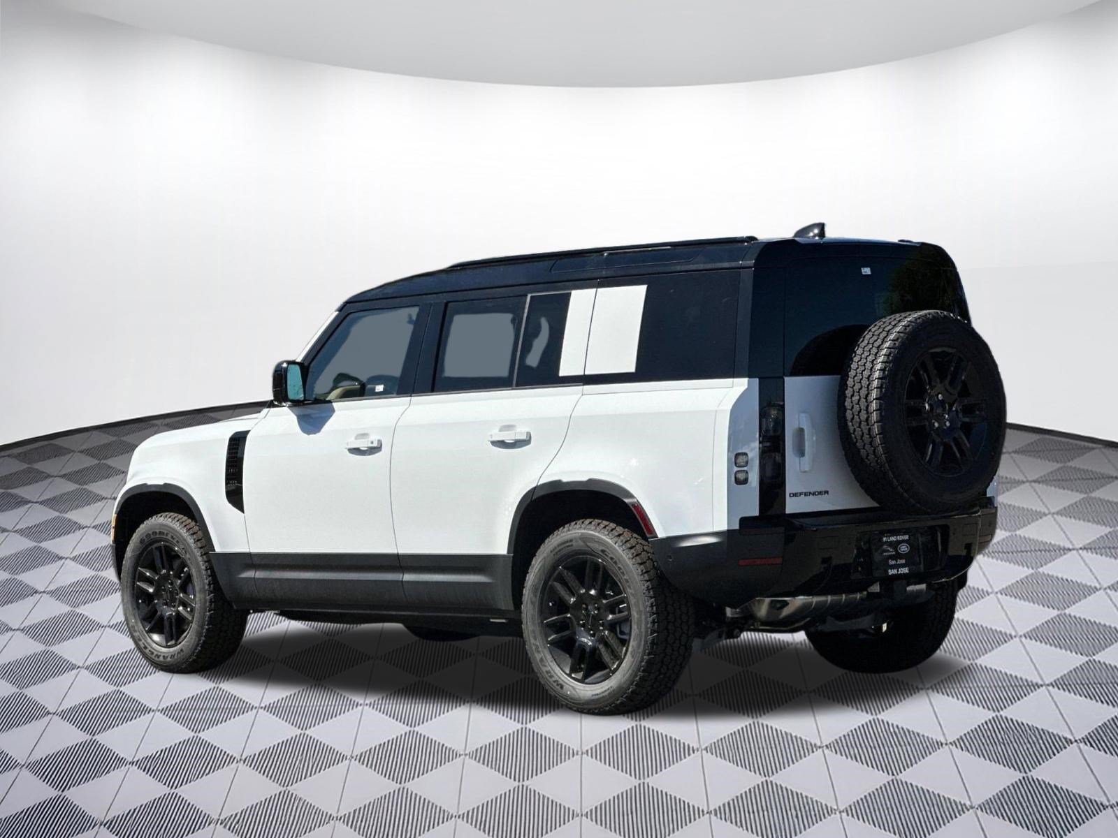 New 2026 Land Rover Defender 110 S AWD/4WD image 2