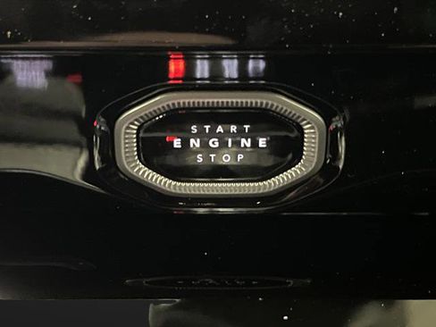 New 2026 Jeep Grand Cherokee Limited w/ Luxury Tech Group II image 23