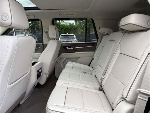 Used 2023 GMC Yukon Denali w/ Max Trailering Package AWD/4WD image 15