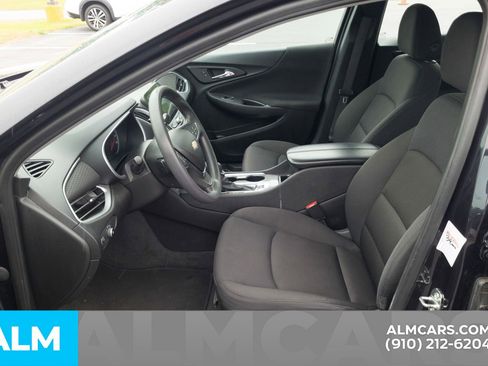 Used 2023 Chevrolet Malibu LT FWD image 16