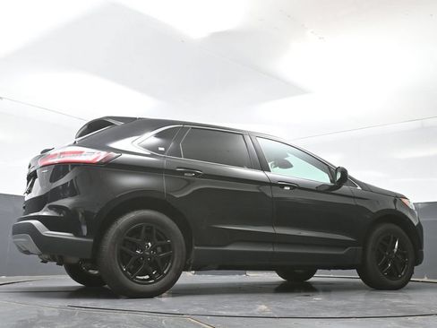 Used 2024 Ford Edge SEL AWD/4WD image 45