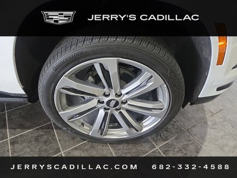 Used 2025 Cadillac Escalade Sport Platinum AWD/4WD image 4