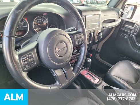 Used 2016 Jeep Wrangler Sahara image 6