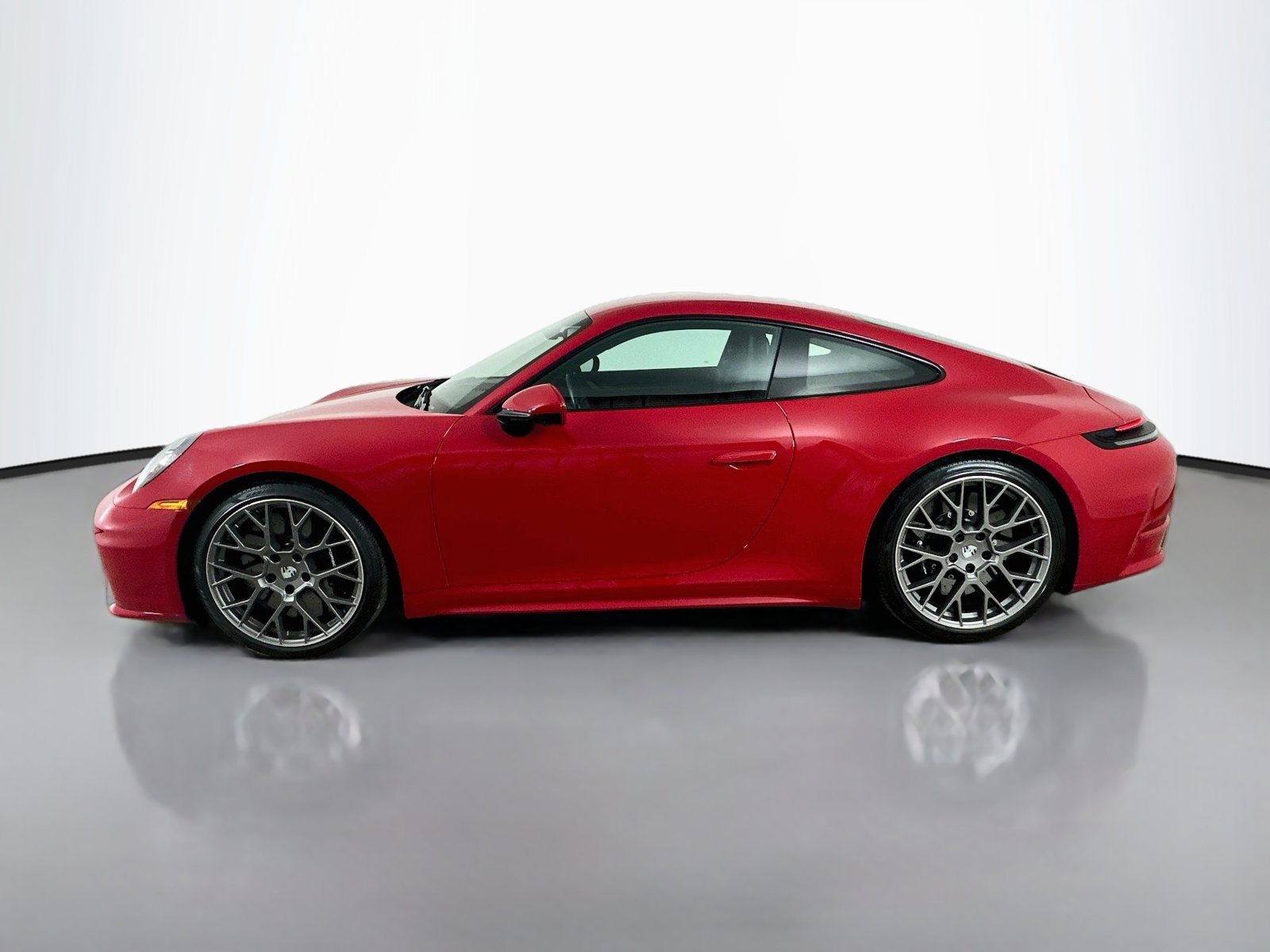 Used 2025 Porsche 911 Carrera S RWD image 8
