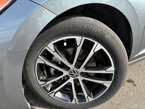 Used 2022 Volkswagen Jetta Sport FWD image 10
