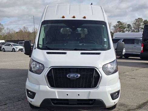 Used 2025 Ford Transit 350 XLT image 8