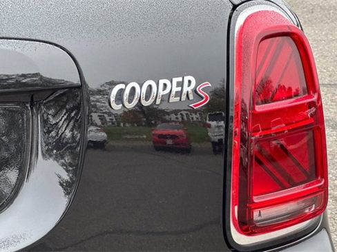 Used 2022 MINI Cooper Countryman S w/ Storage Package image 50