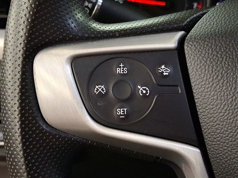 Used 2021 GMC Acadia SLE w/ Driver Convenience Package image 18