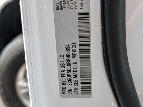 Used 2024 RAM 2500 Big Horn w/ Bed Utility Group image 35