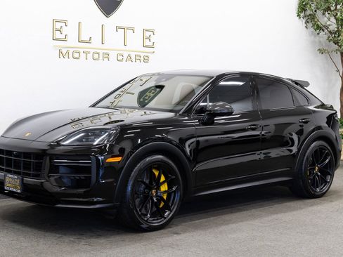 Used 2024 Porsche Cayenne Turbo GT AWD/4WD image 1