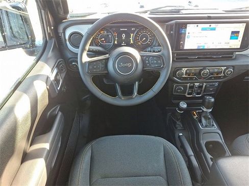Used 2024 Jeep Wrangler Sport S image 11