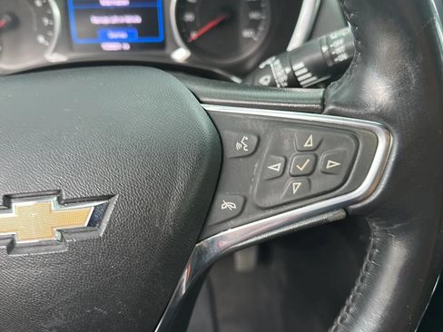 Used 2019 Chevrolet Equinox LT AWD/4WD image 30
