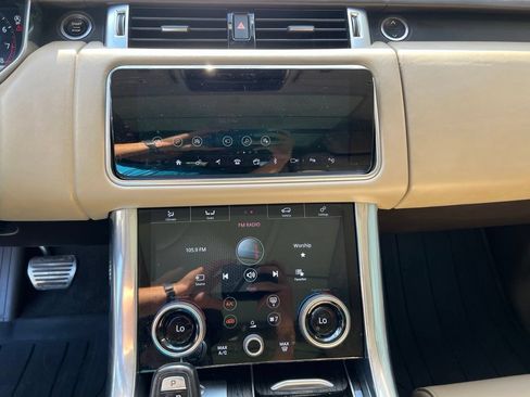 Used 2019 Land Rover Range Rover Sport HSE Dynamic AWD/4WD image 17
