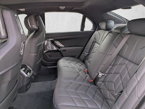 New 2026 BMW 760i xDrive image 16