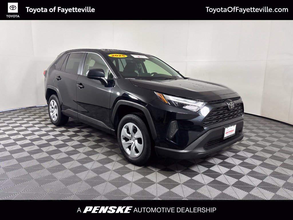 Certified 2025 Toyota RAV4 LE FWD image 6