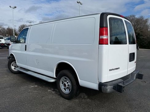 Used 2024 GMC Savana 2500 w/ Driver Convenience Package image 6