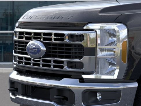 New 2026 Ford F250 XLT AWD/4WD image 19