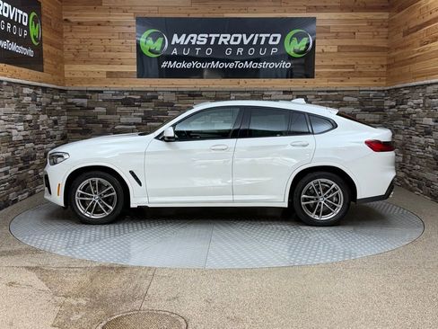 Used 2021 BMW X4 xDrive30i w/ M Sport Package AWD/4WD image 6