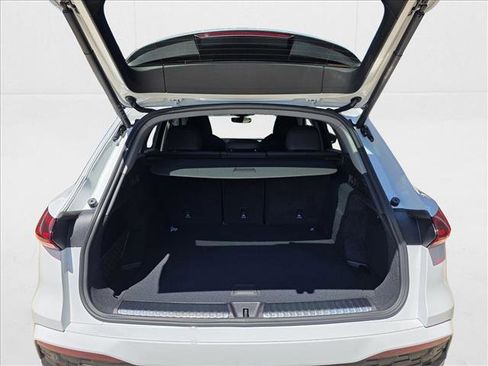 New 2025 Audi Q5 Premium Plus image 23