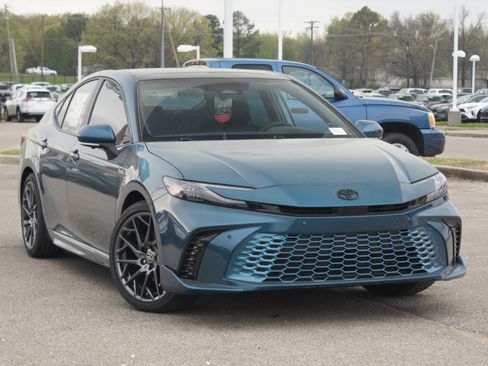 Used 2026 Toyota Camry XSE w/ Premium Plus Package FWD image 18