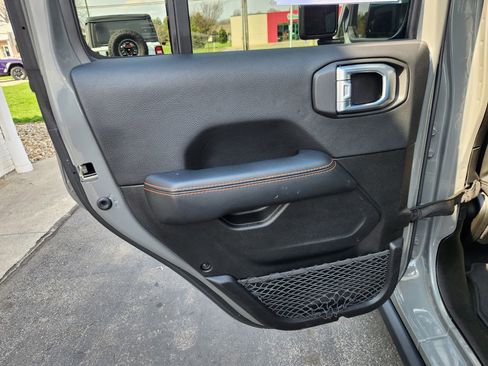 Used 2021 Jeep Gladiator Mojave w/ Uconnect 4C Nav & Sound Group AWD/4WD image 15